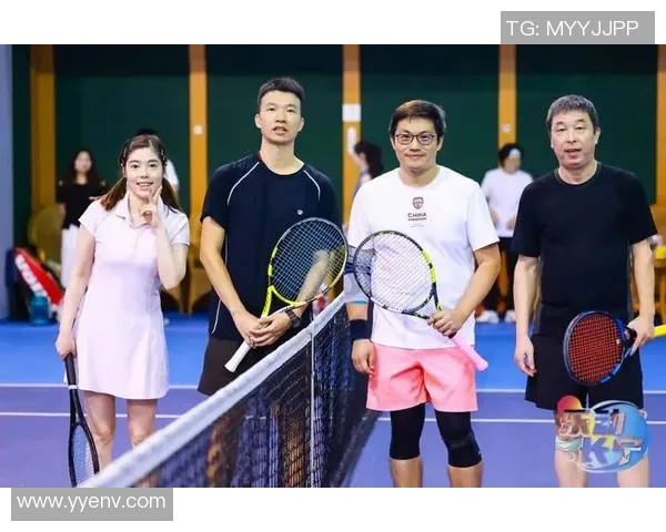 聚焦网球：重庆网球队的团队协作话题_1